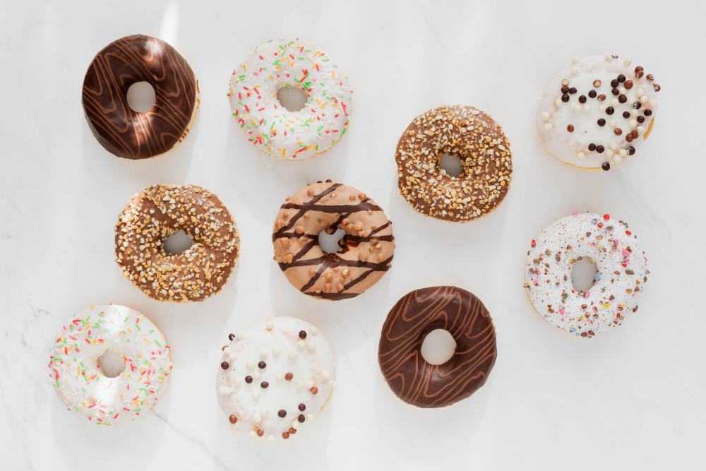 photo de différents donuts pour illustrer l'article de blog d'ok solution sur les indicateurs Handicap Qualiopi